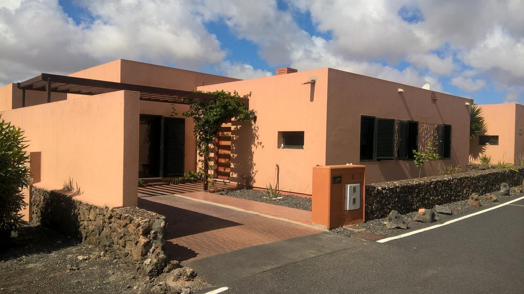 Villa Tamaragua La Oliva Esterno foto